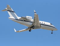 N601AD @ TPA - CL600