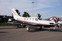 N661DW @ KTZR - KTZR