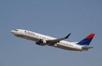 N3750D @ KLAX - Boeing 737-800 - by Mark Pasqualino