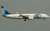 SU-GCZ @ VIE - Egypt Air Boeing 737-866(WL) - by Roman Reiner