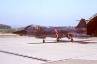 104716 @ ETSP - CF-104D during the open house at Luftwaffe Fliegerhorst Pferdsfeld (KM25 sclidescan)