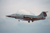 104788 @ EDSB - CF-104 short final at Baden-Soellingen (KM25 slidescan)