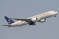 HZ-AKC @ LOWW - Saudi Arabian 777-200 - by Andy Graf-VAP
