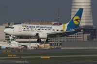 UR-GAW @ LOWW - UKRAINE Boeing 737-5Y0	c/n24898 - by Delta Kilo