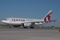 A7-AFE @ VIE - Qatar Government Airbus 310 - by Yakfreak - VAP