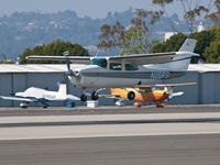 N118RS @ KSMO - N118RS arriving on RWY 21 - by Torsten Hoff