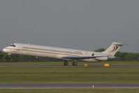 OE-IKB @ VIE - Mapjets MD80 - by Yakfreak - VAP