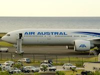 F-OSYD @ FMEE - Air Austral ramp - by Payet Mickael