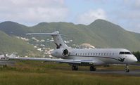D-AEKT @ TNCM - taxing runway 10