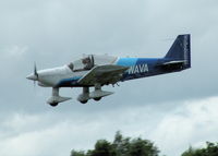 G-WAVA @ EGLK - FINALS FOR RWY 25 - by BIKE PILOT