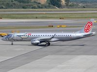 OE-IHA @ VIE - The plane arrived on May 16th at 03:41hrs in VIE. On May 18th it performed its first (crew training) flight to Maribor. - by P. Radosta - www.austrianwings.info