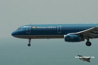 VN-A347 @ VHHH - Vietnam Airlines - by Michel Teiten ( www.mablehome.com )