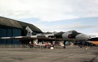 XH562 photo, click to enlarge