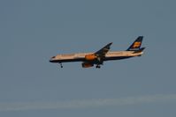 TF-FIO @ KJFK - Landing