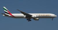 A6-ECI @ LOWW - EMIRATES Boeing 777-31HER	c/n35580 del.2008.06. - by Delta Kilo