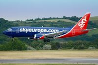 OM-CLA @ LOWW - OM-CLA SkyEurope Airlines Boeing 737-322 - cn 24245 - by Basti777
