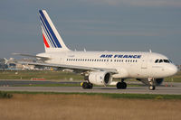 F-GUGP @ EDDF - take off run at RW18W