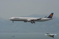 D-AIHM @ VHHH - Lufthansa
