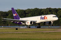 N906FD @ ORF - FedEx N906FD (FLT FDX307) from Memphis Int'l (KMEM) landing on RWY 23. This is the sixth straight day that the 757s have come to Norfolk/Williamsburg Int'l. This is just a temporary thing, replacing the regular 727s for this week. - by Dean Heald