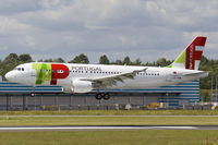 CS-TNR @ ELLX - TAP A320 about to douch down - by FBE