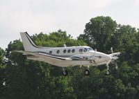 N156MG @ DTN - Landing on runway 14 at the Shreveport Downtown airport.