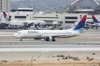 N372DA @ LAX - DAL707 - KJFK-KLAX - Landing RWY 25L - by Mel II