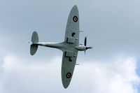 G-CTIX @ EGWC - Cosford Airshow 2009 - by Chris Hall