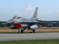 J-646 @ EHVK - General Dynamics F-16AM Fighting Falcon J-646 Royal Netherlands Air Force - by Alex Smit