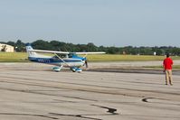 N9577V @ SMD - Arriving at Fort Wayne, Indiana's Smith field during the fly-in breakfast. - by Bob Simmermon