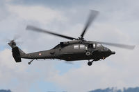 6M-BE @ LOXZ - Sikorsky S-70A-42 Black Hawk - Austria Air Force - by Juergen Postl