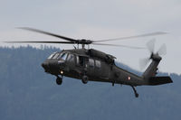 6M-BE @ LOXZ - Sikorsky S-70A-42 Black Hawk - Austria Air Force - by Juergen Postl