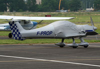 F-PROP @ LFPL - Parked... - by Shunn311