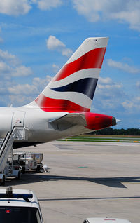 G-EUUM @ LOWW - Tail of British Airways Airbus A320 - by Hannes Tenkrat