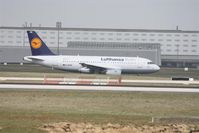 D-AKNH @ LFPG - on landing at CDG whis new paint - by juju777