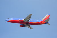 N635SW @ KLAX - Southwest Boeing 737-3H4, N635SW departs 25R KLAX - by Mark Kalfas