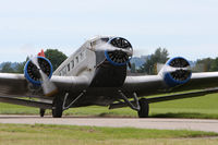 HB-HOT @ LOLW - Welser Flugtage