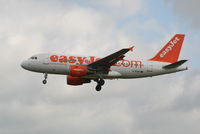G-EZBF @ EBBR - arrival of flight EZY2795 to rwy 25L - by Daniel Vanderauwera