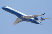 N715SK @ KLAX - United Express, (Skywest) Canadair CL-600-2C10 Regional Jet CRJ-700 departing 25R KLAX - by Mark Kalfas