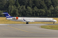 OY-KFD @ ELLX - SAS CRJ-900 lining up - by FBE