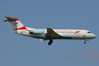 OE-LFK @ VIE - Fokker 70