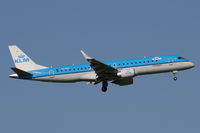 PH-EZC @ VIE - Embraer ERJ-190-100LR 190LR