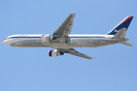 N143DA @ KLAX - Delta Airlines 767-332, N143DA departing 25R KLAX. - by Mark Kalfas
