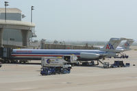 N7533A @ DFW - American Airlines at the gate - DFW - by Zane Adams