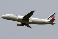 F-GFKM @ VIE - Air France Airbus A320-211 - by Roman Reiner