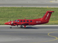 OE-FIT @ VIE - Red Air - by P. Radosta - www.austrianwings.info