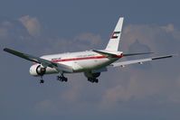 A6-ALN @ VIE - UAE - Royal Flight Boeing 777-200 - by Thomas Ramgraber-VAP