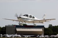 N693C @ OSH - 2002 Cirrus Design Corp SR22, c/n: 0438 - by Timothy Aanerud