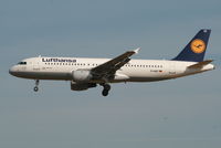 D-AIQT @ EBBR - arrival of flight LH4572 to rwy 25L - by Daniel Vanderauwera