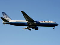 N654UA photo, click to enlarge N654UA photo, click to enlarge