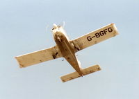 G-BGFG @ EGLK - FINALS FOR RWY 25 1991-03. BLACKBUSHE SCHOOL OF FLYING A/C (CABAIR) - by BIKE PILOT